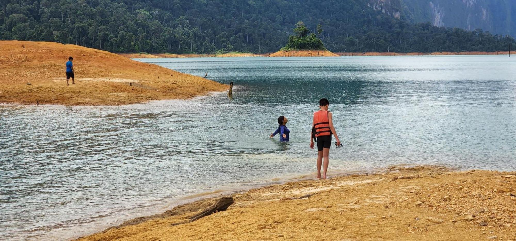 Khao Sok National Park Khaosok Happy House B&B 외부 사진